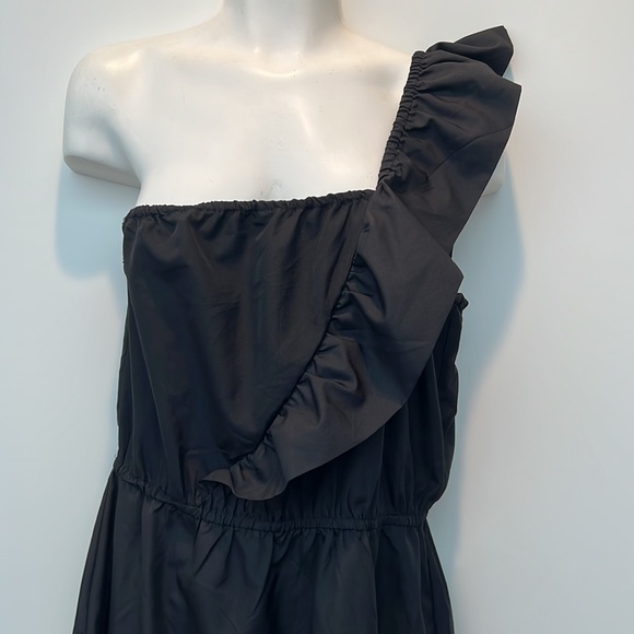 ROXY | Asymmetrical One Shoulder Ruffle Black Dress - Picture 5 of 9